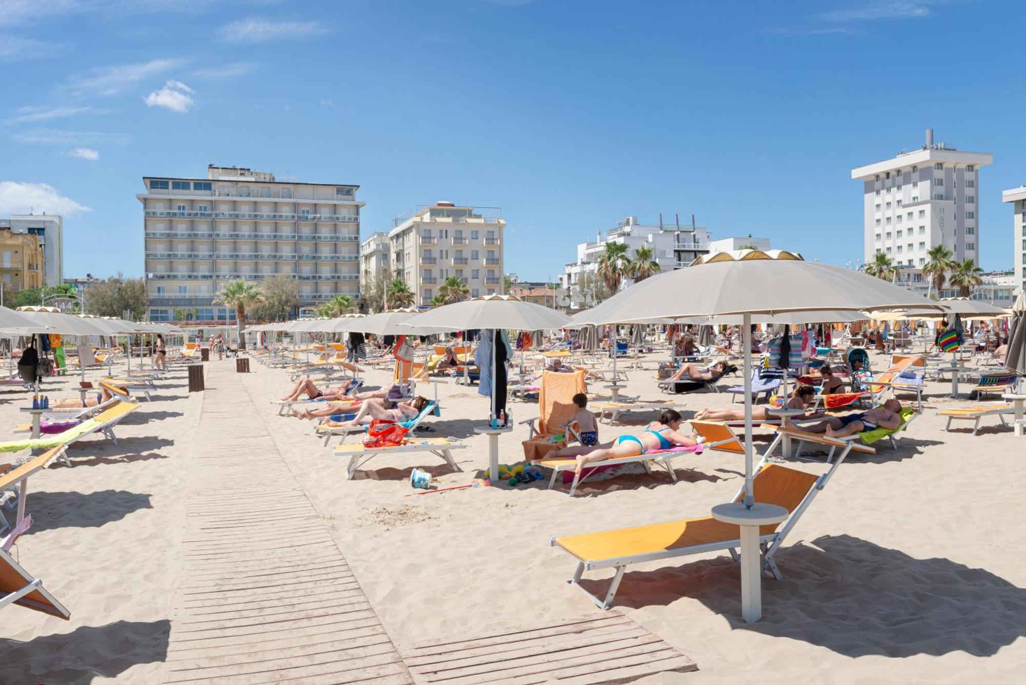Hotel Centrale Miramare Rimini Esterno foto