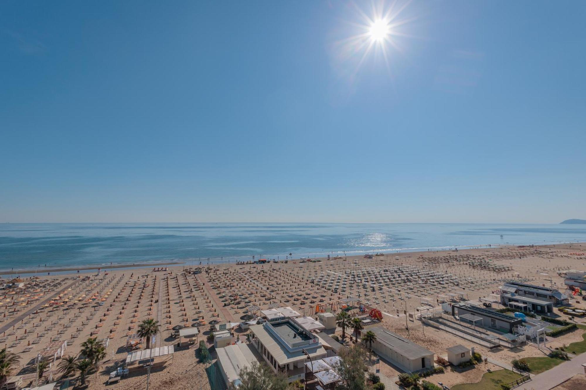 Hotel Centrale Miramare Rimini Esterno foto
